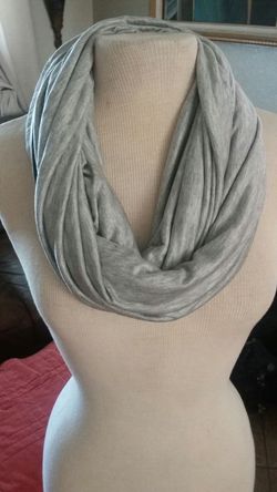 Nursing scarf
