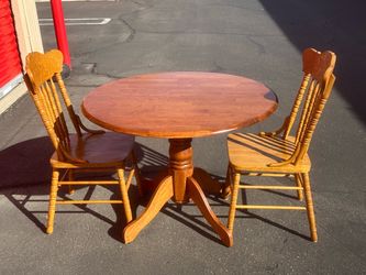 Antique Round Wood Pedestal Dining Table with 2 Chairs