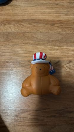 Squishy Squeezy forth of July bear with tag!