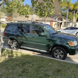 2004 - Toyota Sequoia 
