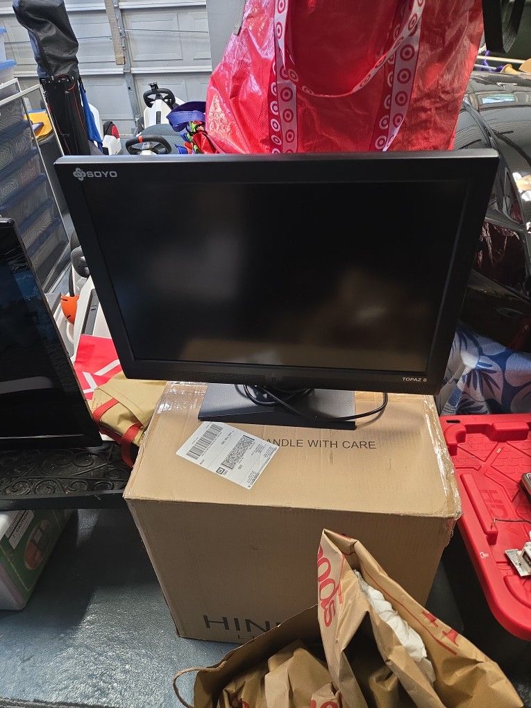 24" IPS computer Monitor soyo Brand (High End)