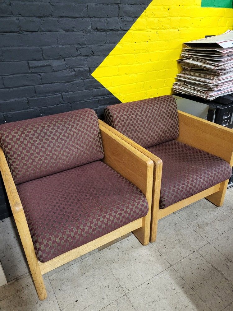 WOOD HIGH QUALITY OVERSIZE CHAIRS BUILT TO LAST (HOME100)