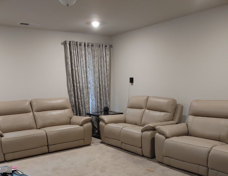 2 Sofa, 1 Loveseat