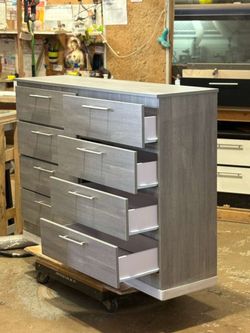 Dresser Río