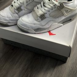 Jordan 4 White Oreo Size 12.5 