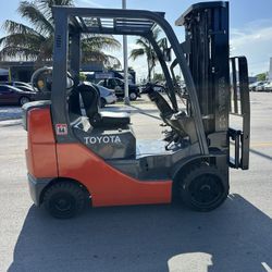 Forklift Toyota 