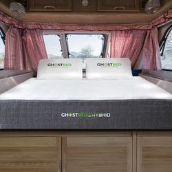 RV Short King Ghostbed Like New 80 % Off 