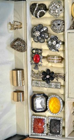 17 Fashion Rings Jewerly Adjustable Size 6-7 Heart Lion Owl Flowers