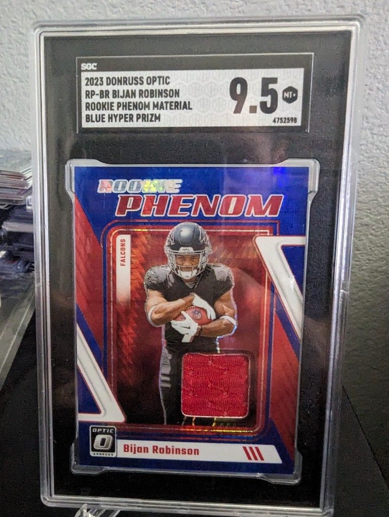 Bijan Robinson Blue Hyper Prizm Patch Rookie