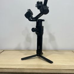 DJI Ronin S Camera Gimbal 