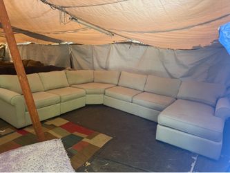 Grey sectional great condition clean we sell all the time you can make each side longer delivery $40 local