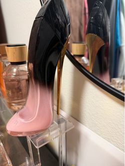 Carolina Herrera Perfume