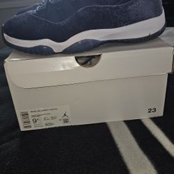WMNS AIR JORDAN 11 RETRO $80