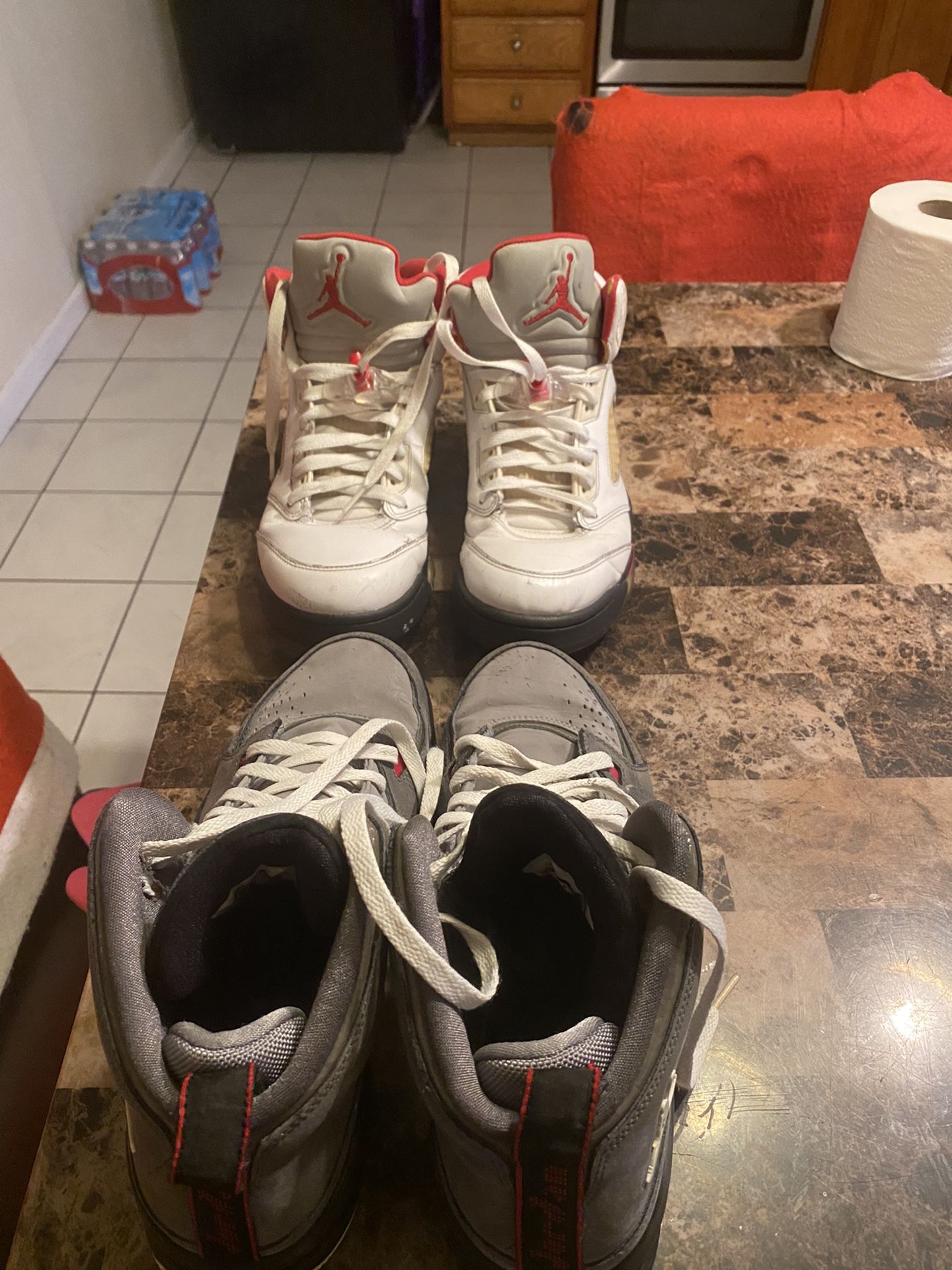 Flight Jordan And Air Jordan Retro Fire. Size 9  Shoes