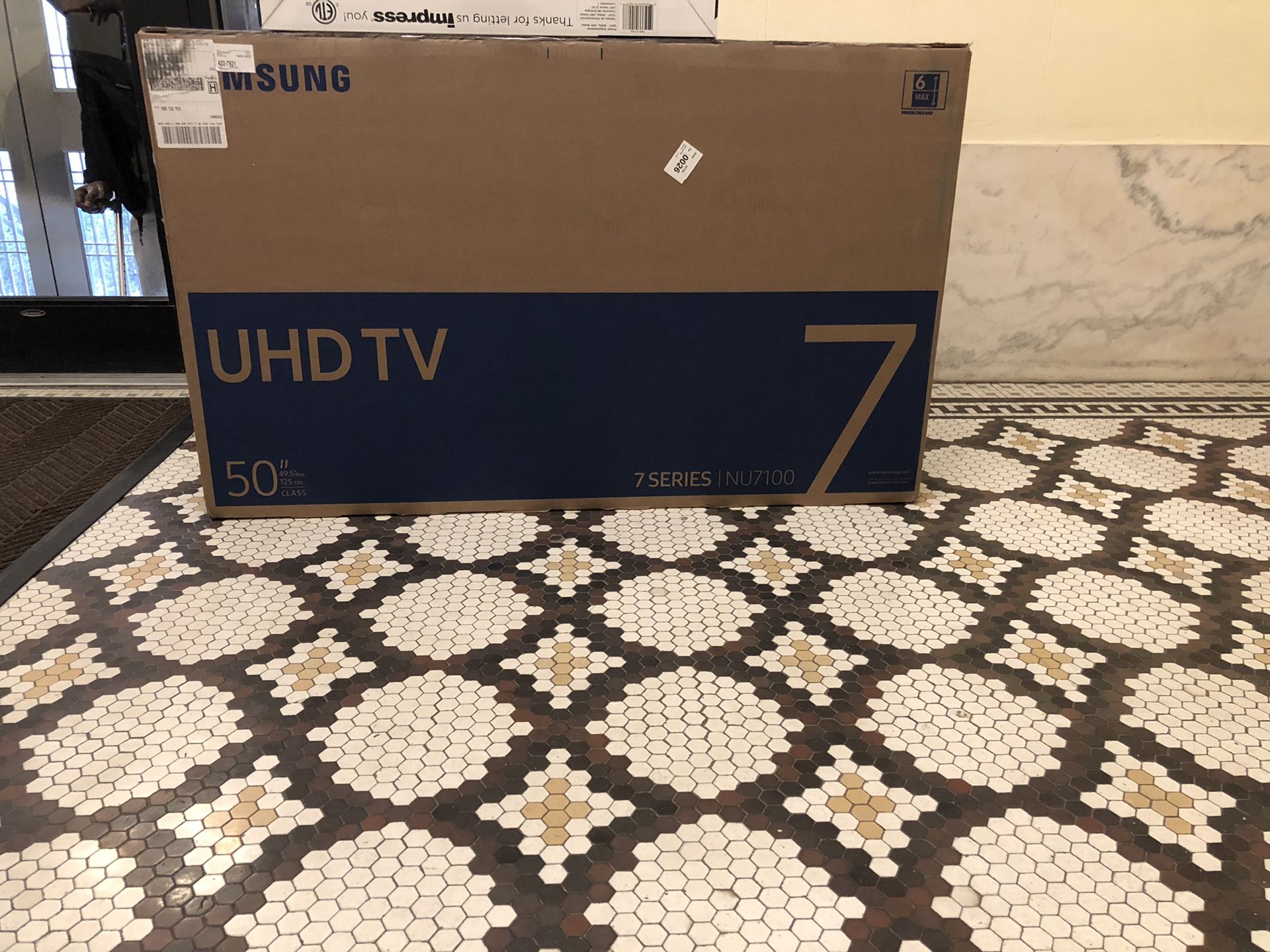 50” 4K Samsung UHDTV 7 Series