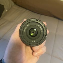 Samyang AF Wide angle lens - 24mm