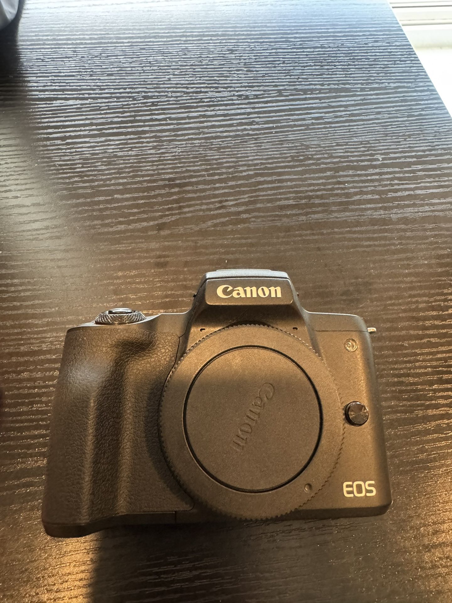 Canon M50 / Sigma 18-35mm Lens