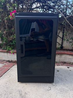 Middle Atlantic ERK-1820 18U AV Rack w/ Furman Power Conditioner, Shelves & Steel Drawer