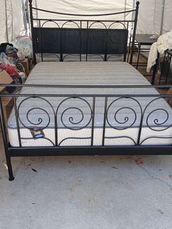 Queen bed