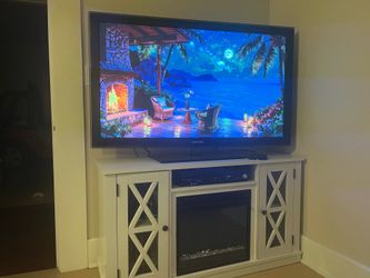 Samsung 50 in. Swivel Plasma w/White Stand