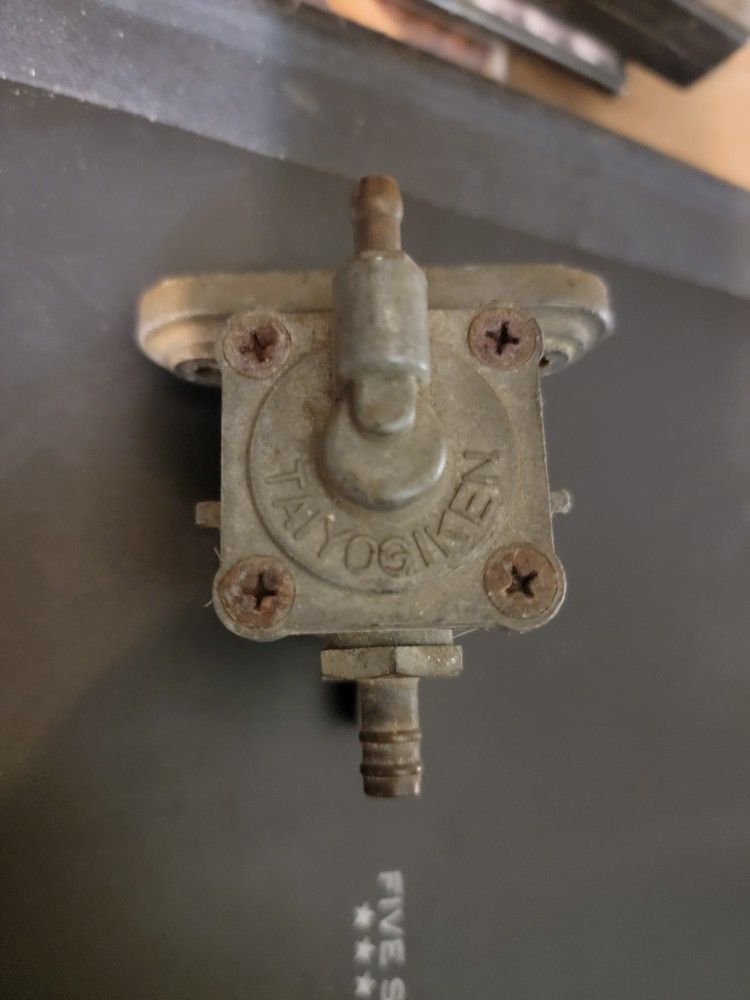 88-06 Taiyo Giken Taiyo Giken Gas Fuel Valve Petcock