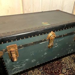 Antique 1920’s Steamer Trunk w/Authentic WWII Military Issued Rollup Bedding 