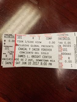 Chacal y jacob forever en concierto