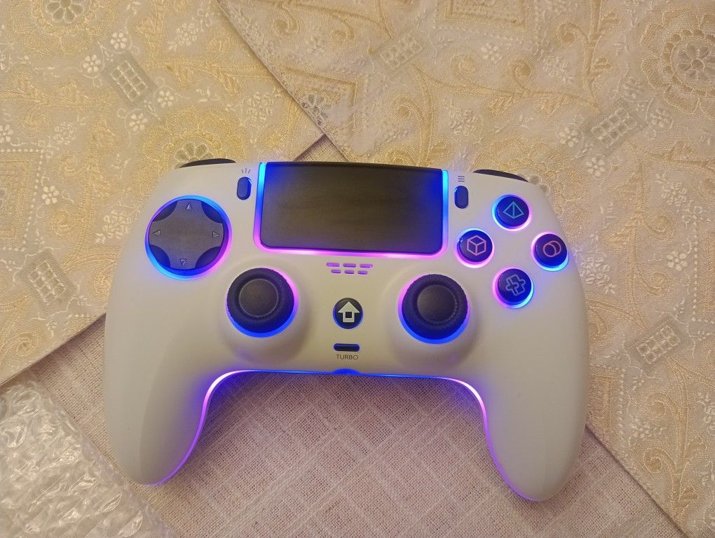 PS4 RGB Controller Wireless Bluetooth Like New