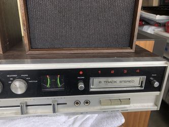 Vintage Realistic 8-Track stereo System