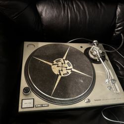 Turn Table 