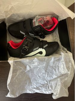 Peloton cycling shoes size 38 (women’s 7)