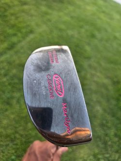 YES! C Groove Marilyn Putter Golf Club, RH