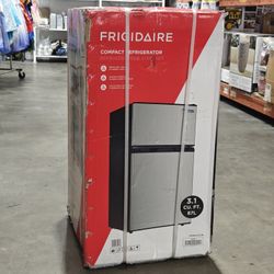Frigidaire Mini Fridge & Freezer 3.1 cu ft