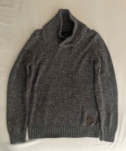 Guess Men’s Turtleneck Sweater Medium