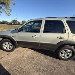 2004 Mazda Tribute