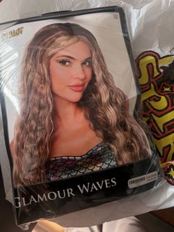 New Curly Wig