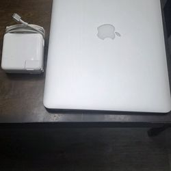 Macbook Air Working Good With Charger