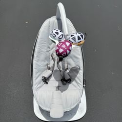 mamaRoo multi-motion baby swing