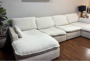 Ashley Furniture Cloud Couch 4 Piece