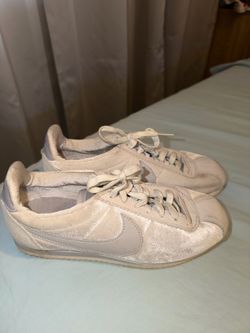 Nike Cortez Woman Size 6