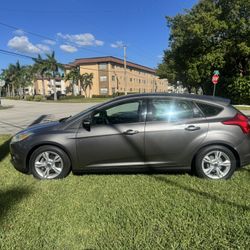 FORD FOCUS SE HB 🏁🏁 LOW MILES 