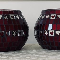 2 Beautiful Brand New Candle Holder With Candle & Mirror All Around $13