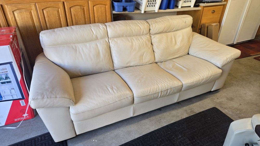 Couch, Leather