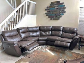 Power Reclining Sectional Couch