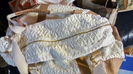 White & Gold travel bag