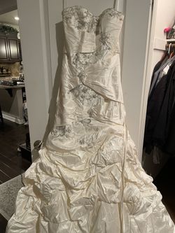 Brand New Wedding Dress