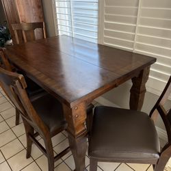 Real Hardwood Table With 6 Chairs