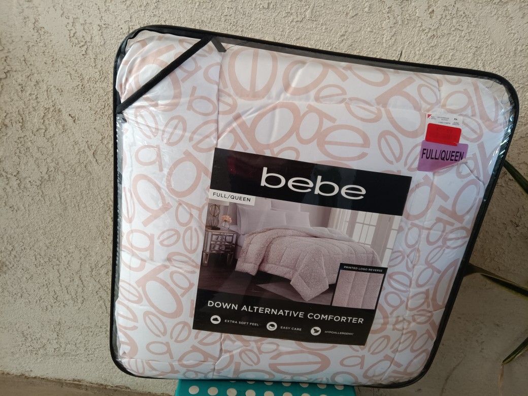 NEW Comforter BEBE