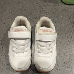 Child Reebok Size 6 Todlers