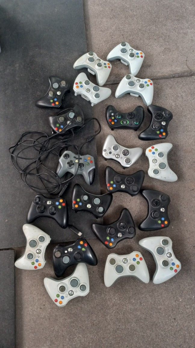 Xbox 360 Controllers